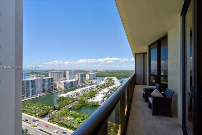 2602 - 16275 Collins Ave, Condo with 2 bedrooms, 2 bathrooms and null parking in Sunny Isles Beach FL | Image 20