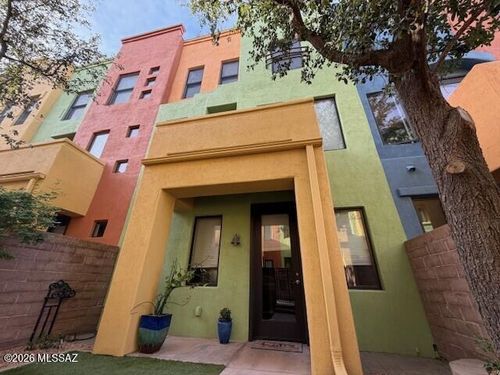 2431 E Autumn Flower Dr, Tucson, AZ, 85718-6688 | Card Image