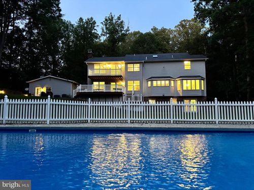 6855 Maxwell Dr, HUGHESVILLE, MD, 20637-2547 | Card Image