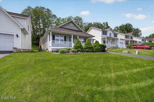 23 Victoria Way, Albany, NY, 12209 | Card Image