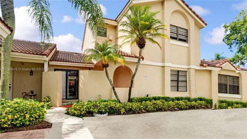 0-6460 Nw 170th Ter, Hialeah, FL, 33015-4600 | Card Image