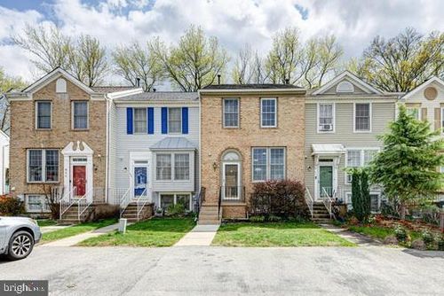 661 Corsica Ave, BEAR, DE, 19701-2513 | Card Image