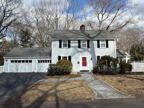 46 Cleveland Rd, Wellesley, MA, 02481-2436 | Card Image