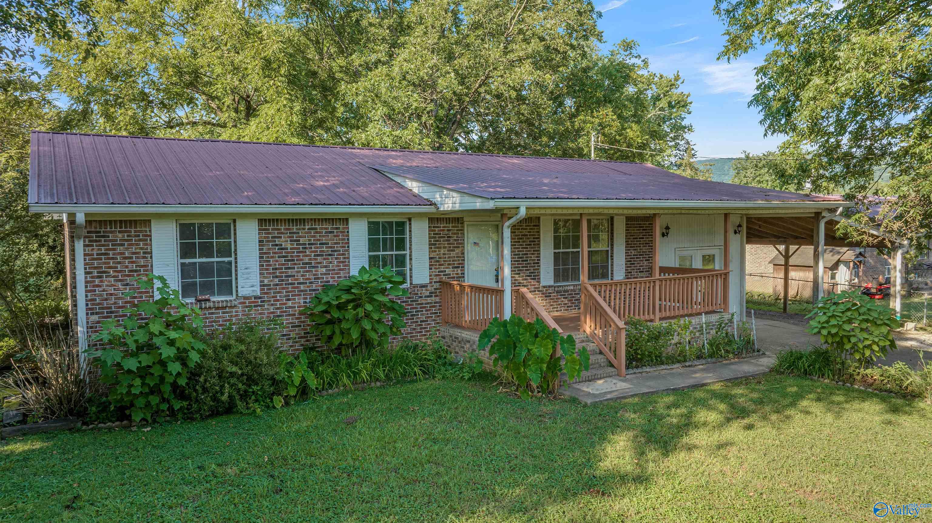 65th St, Fort Payne, AL 35967