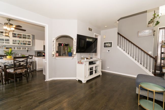 0 - 1176 Delta Dr, Townhouse with 2 bedrooms, 3 bathrooms and 2 parking in Elgin IL | Image 9