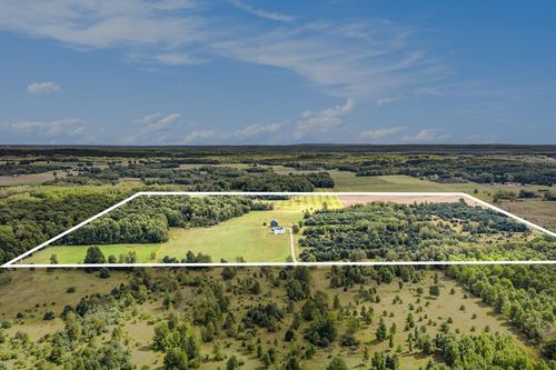 8110 Ames Rd, Bear Lake, MI, 49614-9737 | Card Image