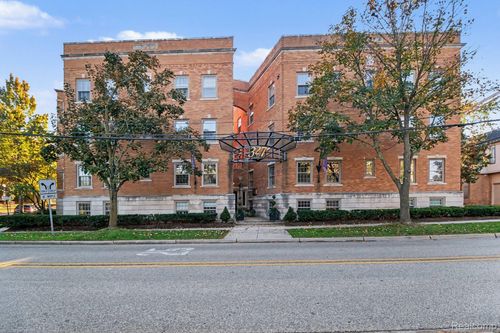 16-3cs-327 Southfield Rd, Birmingham, MI, 48009-1670 | Card Image