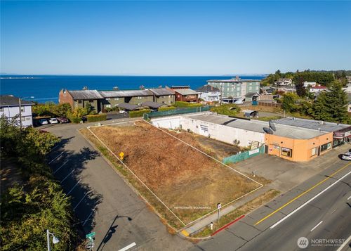 999 E 1st St, Port Angeles, WA, 98362-4012 | Card Image