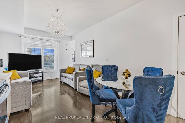 21 - 630 Rogers Rd, Condo with 2 bedrooms, 1 bathrooms and 1 parking in York ON | Image 5