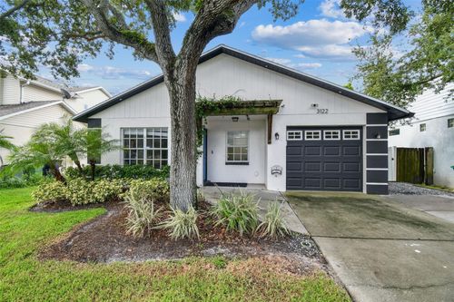 3122 W Hartnett Ave, Tampa, FL, 33611-5218 | Card Image