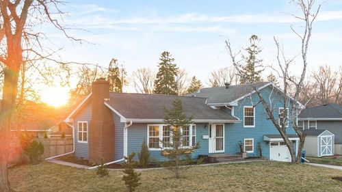 2164 Overlook Dr, Bloomington, MN, 55431-4027 | Card Image