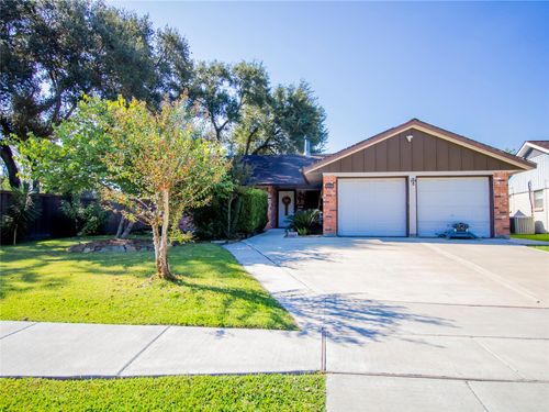 4804 W Plum St, Pearland, TX, 77581-3838 | Card Image