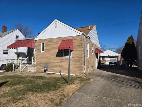 2069 11th St, Wyandotte, MI, 48192-3809 | Card Image
