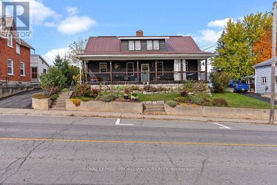 92 St Lawrence St, House other with 3 bedrooms, 3 bathrooms and 8 parking in Madoc ON | Image 2