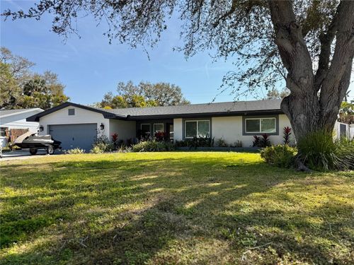 8280 32nd Ave N, ST PETERSBURG, FL, 33710-2212 | Card Image