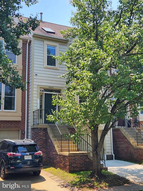 46930 Trumpet Cir, STERLING, VA, 20164-2384 | Card Image