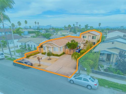 4555 57 36th, San Diego, CA, 92116 | Card Image