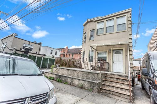 13 130th St, College Point, NY, 11356-1917 | Card Image
