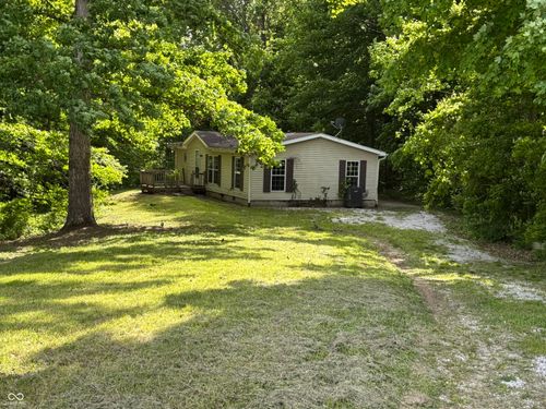 3042 S Conservation Club Rd, Morgantown, IN, 46160-9376 | Card Image