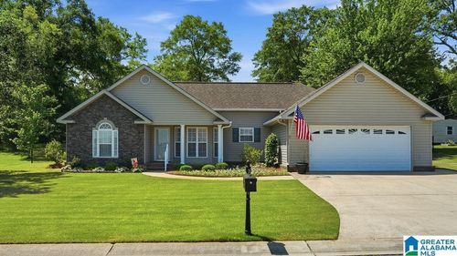 110 Sara Ln, Clanton, AL, 35045-2543 | Card Image