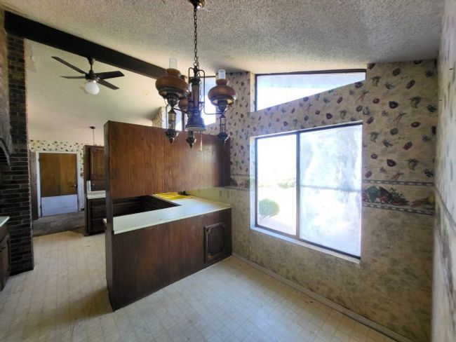 306 Wade St, House other with 4 bedrooms, 2 bathrooms and null parking in Olney TX | Image 11