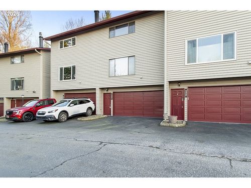 24044 Ne Treehill Dr, Wood Village, OR, 97060-1115 | Card Image