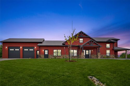 1524 260th St, Winterset, IA, 50273-8433 | Card Image