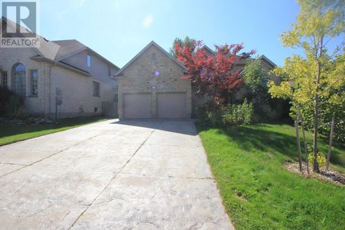 157 Mcgarrell Drive, London North (North R), ON, N6B1R1 | Card Image