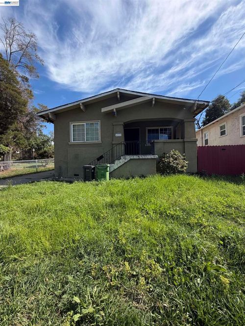 4058 Edwards Ave, Oakland, CA, 94605-2640 | Card Image