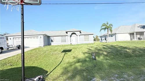 21 Sw 24th Pl, Cape Coral, FL, 33991-1212 | Card Image