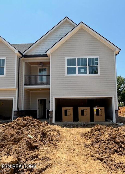 112 Lombardy Ln, Oak Ridge, TN, 37830-4515 | Card Image