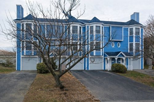 33-35 Whitney Ave, Lowell, MA, 01850-1322 | Card Image