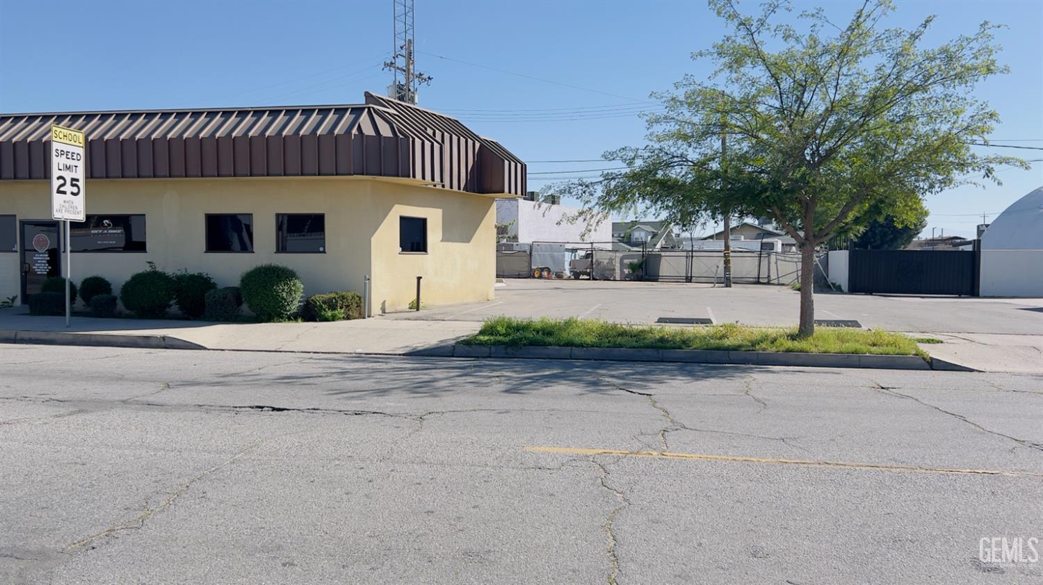 Commercial Sale in Bakersfield 2