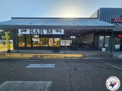 101 N Elm St, New Boston, TX, 75570-2829 | Card Image