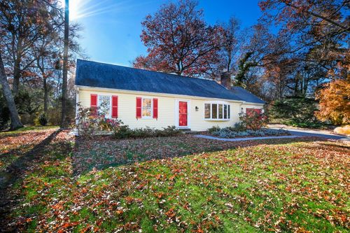 12 Crowell Rd, Sandwich, MA, 02563-2238 | Card Image