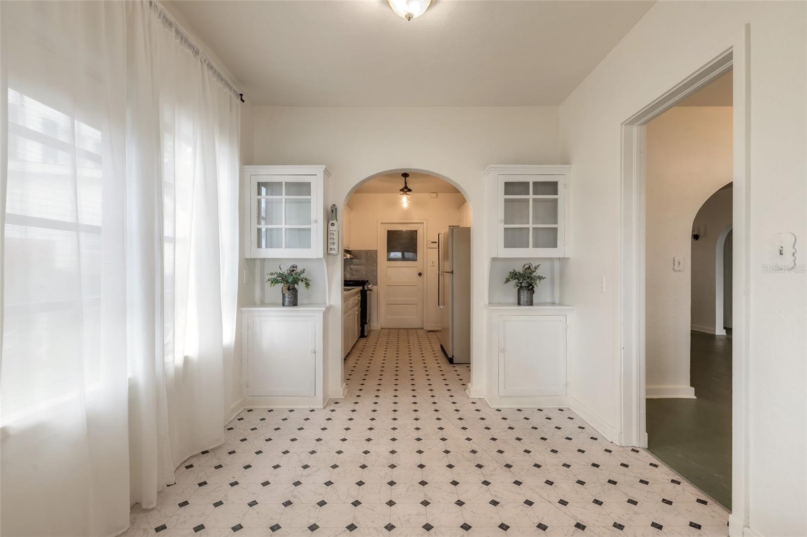Residential in DAYTONA BEACH 3