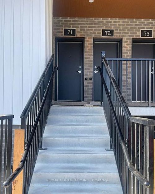 71-405 Myers Rd, Cambridge, ON, N1P0B6 | Card Image