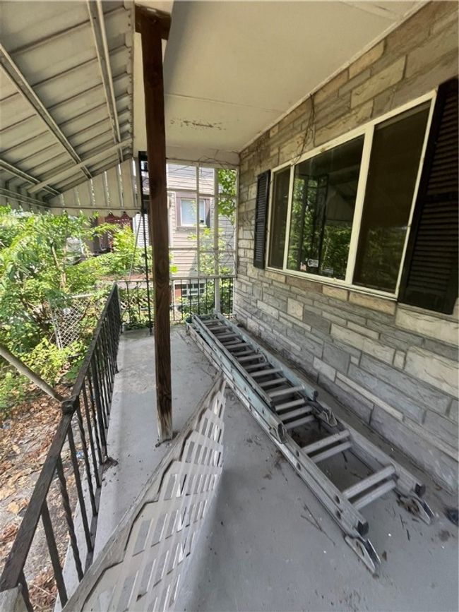 512 Glenn St, House other with 2 bedrooms, 1 bathrooms and null parking in Wilmerding PA | Image 4