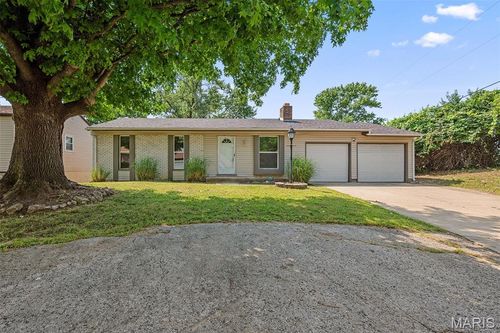 3057 Orton St, Saint Charles, MO, 63301-0365 | Card Image