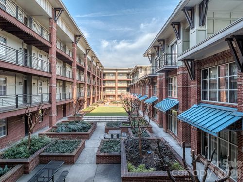 apt-211-1101 W 1st St, Charlotte, NC, 28202-1101 | Card Image