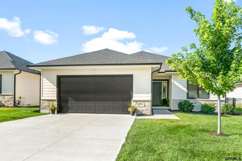 20866 Ellison Avenue, Elkhorn, NE, 68022 | Card Image