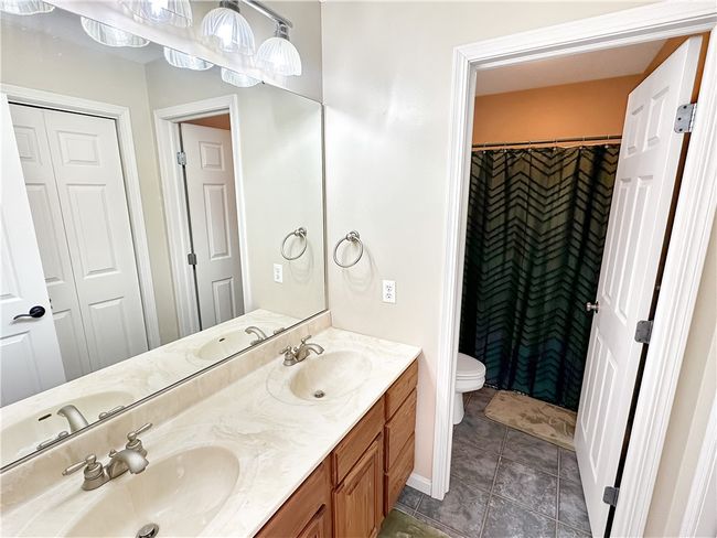 1113 Unique Ct, House other with 4 bedrooms, 3 bathrooms and null parking in Mattoon IL | Image 15