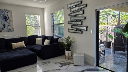 21380 Ne 2nd Ct, Miami, FL, 33179-2998 | Card Image