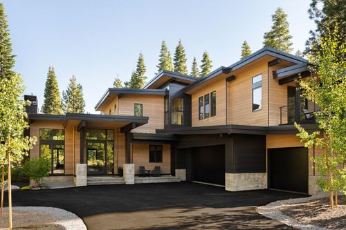 9290 Brae Rd, Truckee, CA, 96161-5222 | Card Image