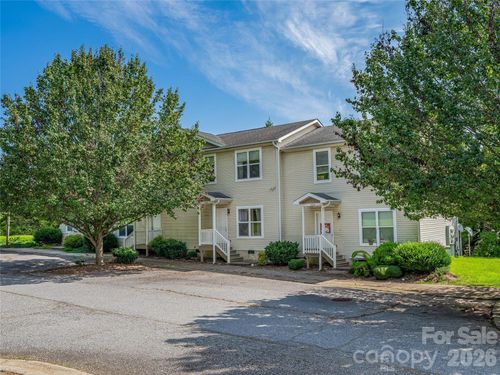404 Villas Ct, Asheville, NC, 28806-7738 | Card Image
