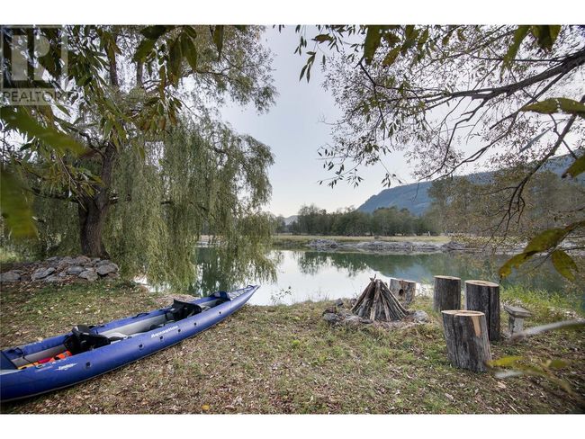 2388 Lawrence Rd, House other with 3 bedrooms, 3 bathrooms and 20 parking in Lumby BC | Image 59
