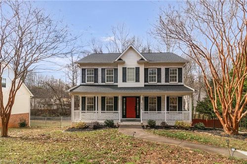 6012 Delburg Dr, Winston-Salem, NC, 27106-9428 | Card Image