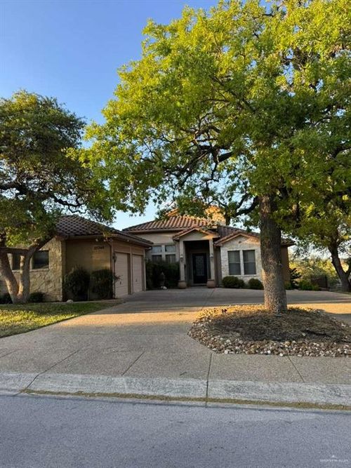 25346 Estancia Cir, San Antonio, TX, 78260-4366 | Card Image