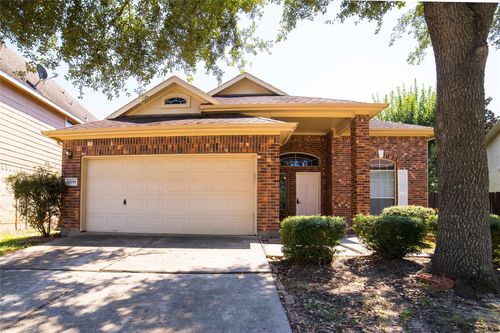 10035 Magnolia Way, Houston, TX, 77070-1758 | Card Image