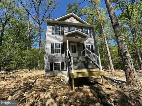 212 Falcon Trl, WINCHESTER, VA, 22602-1426 | Card Image